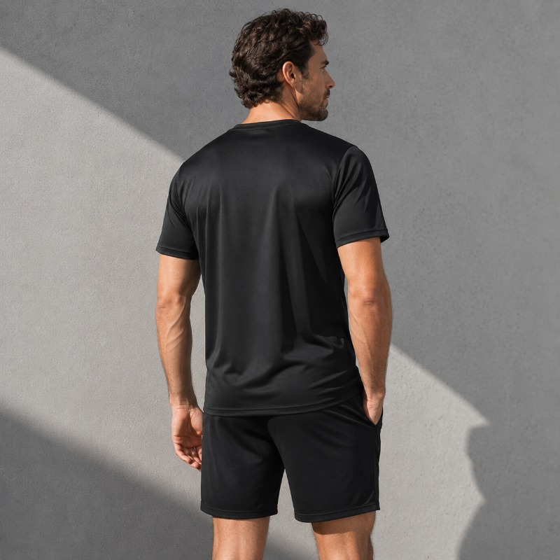 طقم ملابس رياضية للرجال سريع ا - مراجعة Men'S Fashion Trends 2025 وسعره