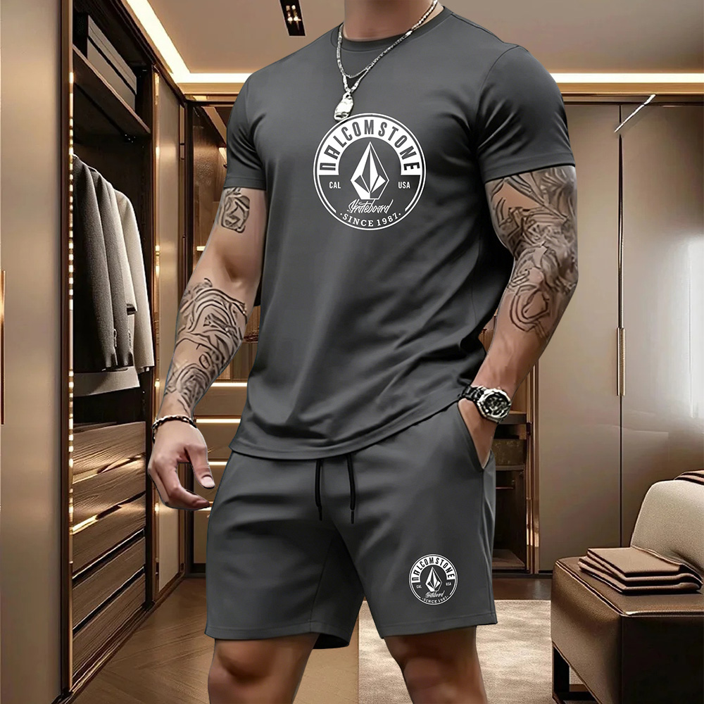 طقم رياضي كاجوال للرجال من قطع - مراجعة Men'S Fashion Trends 2025 وسعره